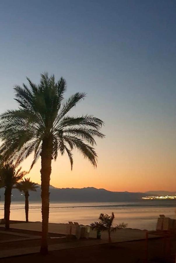 דירת נופש אילת -אלמוג Almog Suite In Eilat Close To Red Sea - דירת נופש אלמוג מרחק נגיעה מהים Eksteriør bilde